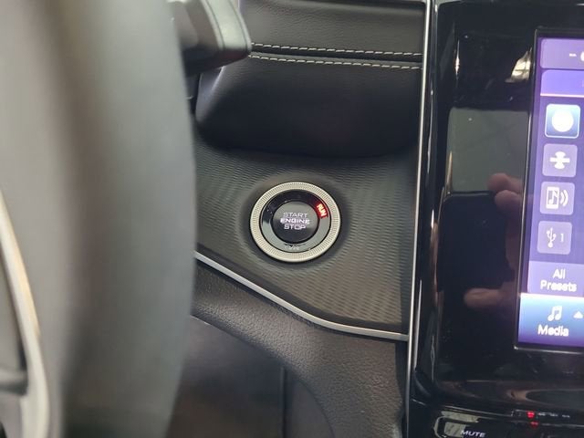 2024 Jeep Grand Cherokee Laredo X