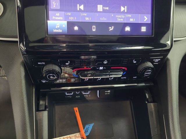 2024 Jeep Grand Cherokee Laredo X