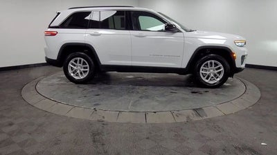 2024 Jeep Grand Cherokee Laredo X