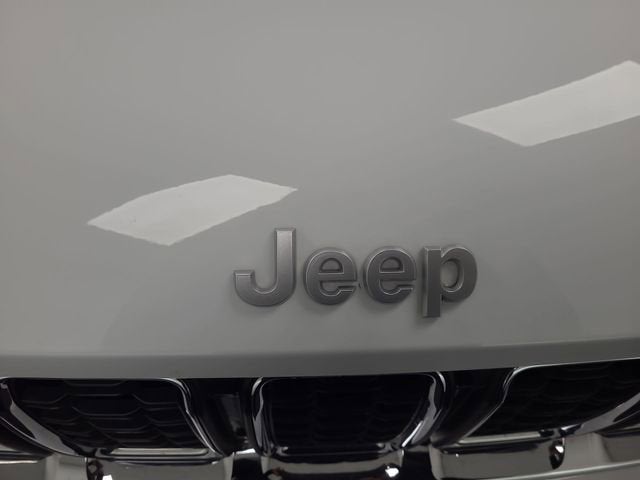 2024 Jeep Grand Cherokee Laredo X