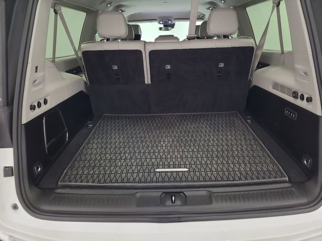 2023 Jeep Wagoneer L Series II