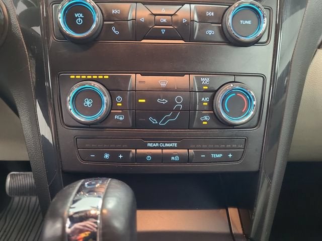 2019 Ford Explorer Base