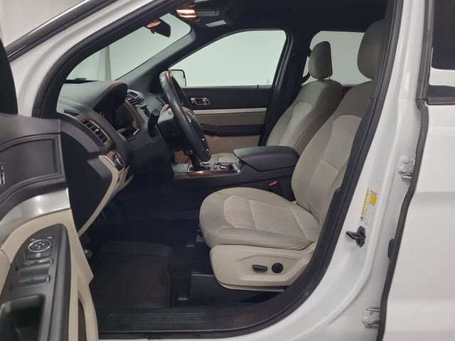 2019 Ford Explorer Base