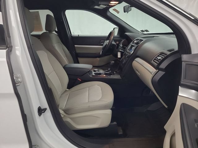 2019 Ford Explorer Base