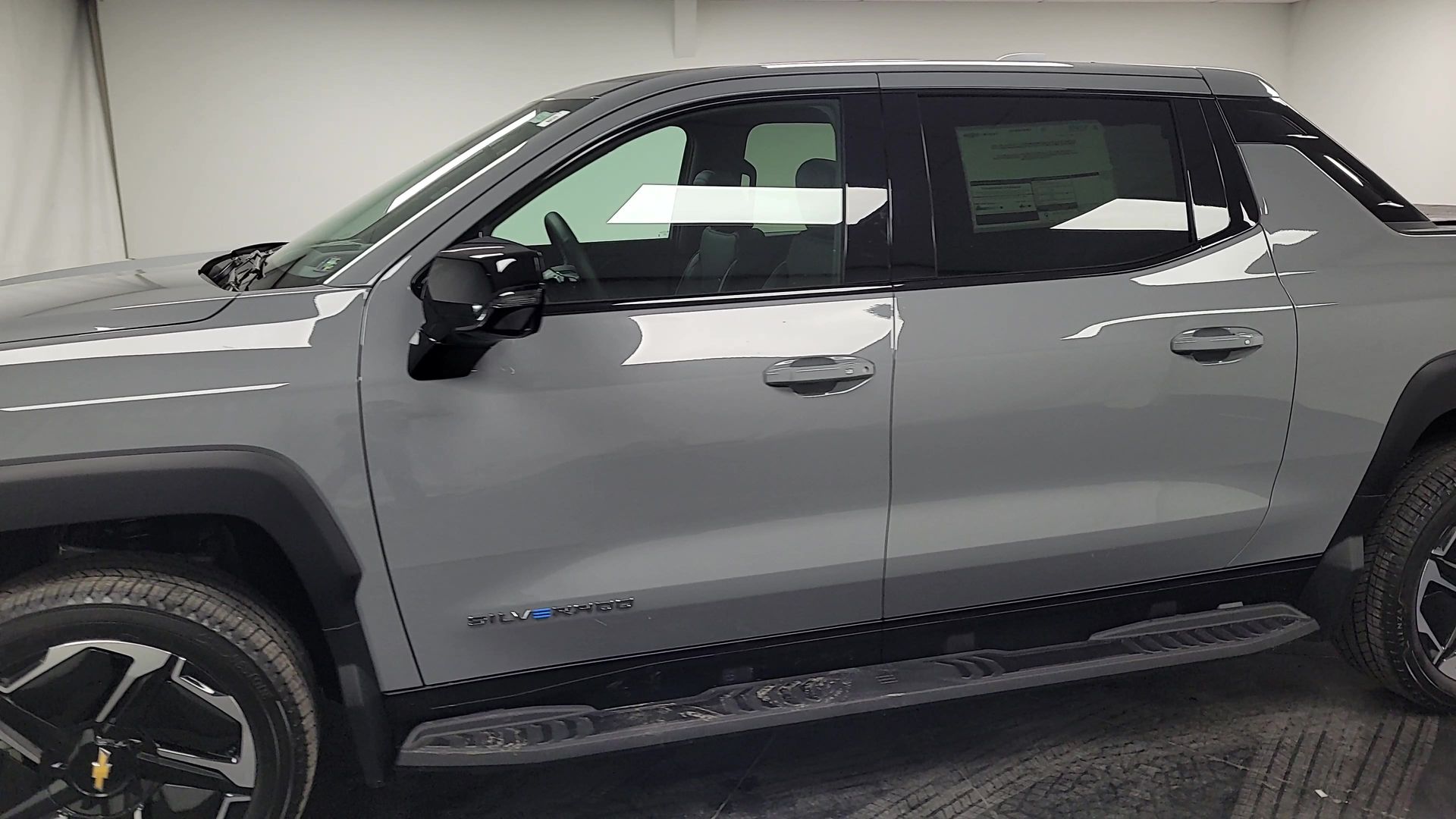 2026 Chevrolet Silverado EV LT - Max Range