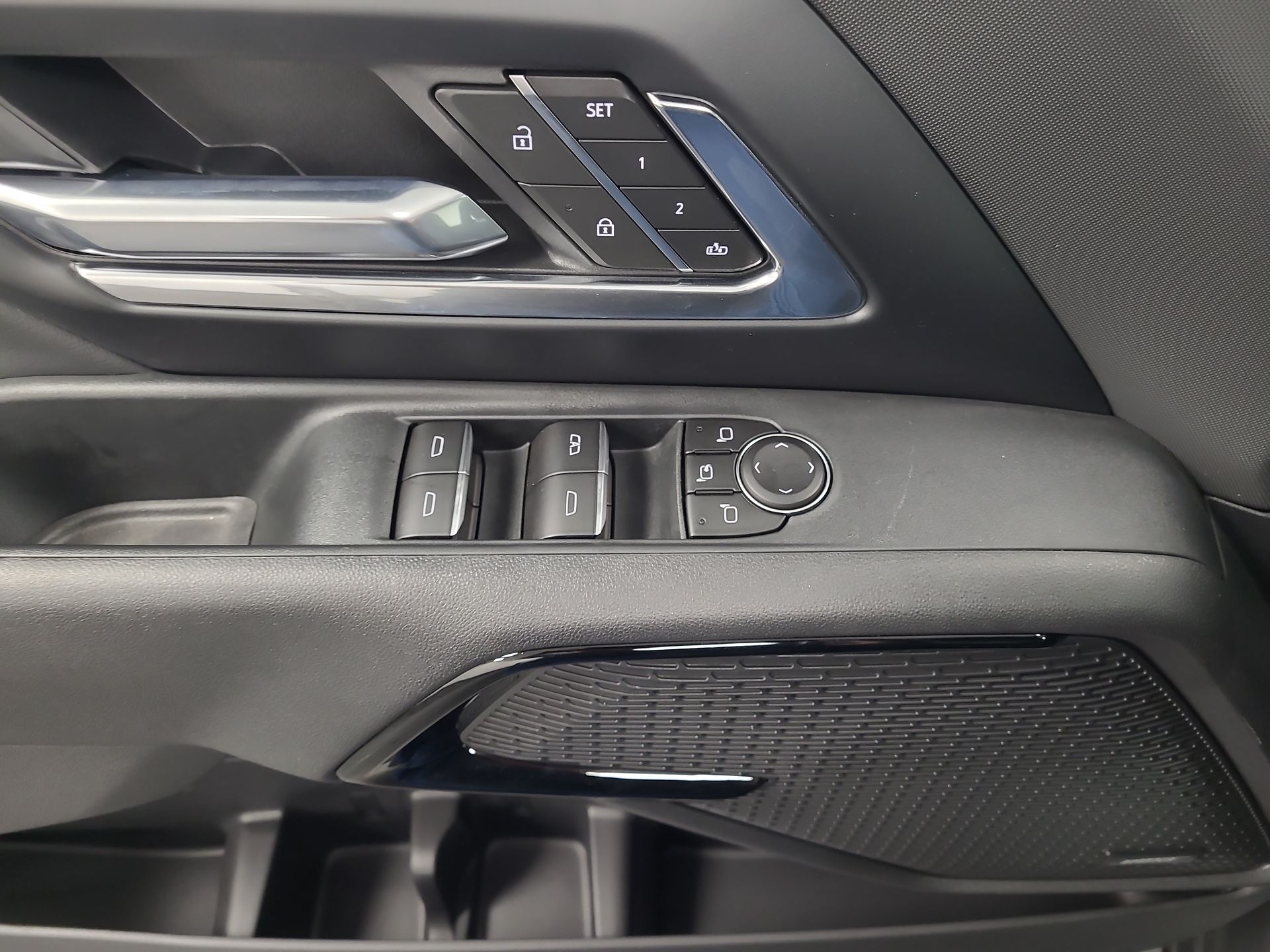 2026 Chevrolet Silverado EV LT - Max Range