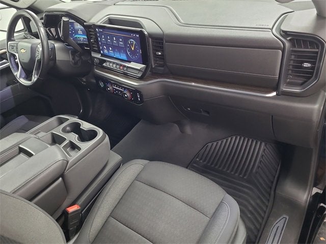 2022 Chevrolet Silverado 1500 LT (2FL)