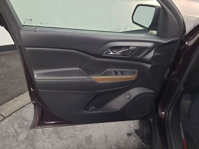 2017 GMC Acadia SLE