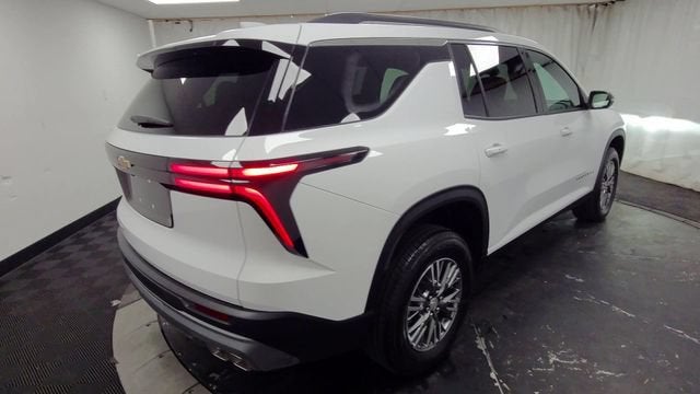 2026 Chevrolet Traverse LT - Photo 9