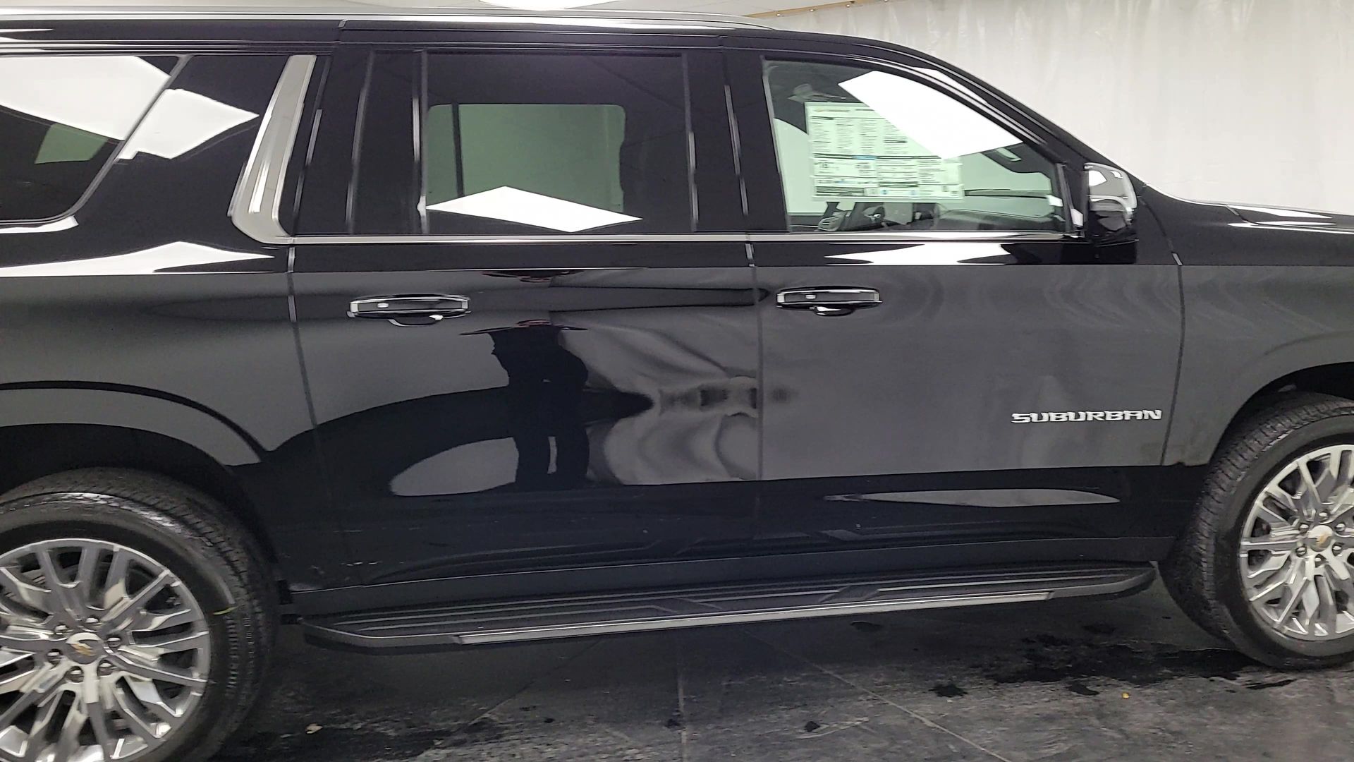 2025 Chevrolet Suburban Premier