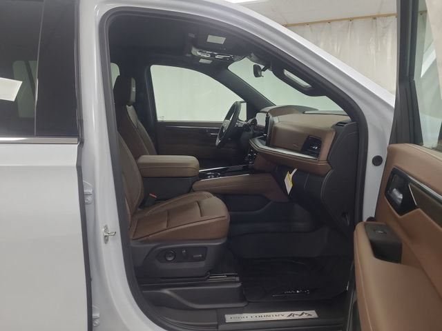 2026 Chevrolet Suburban High Country - Photo 29