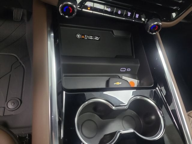 2026 Chevrolet Suburban High Country - Photo 36