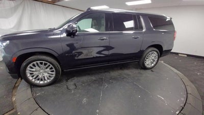 2023 Chevrolet Suburban High Country