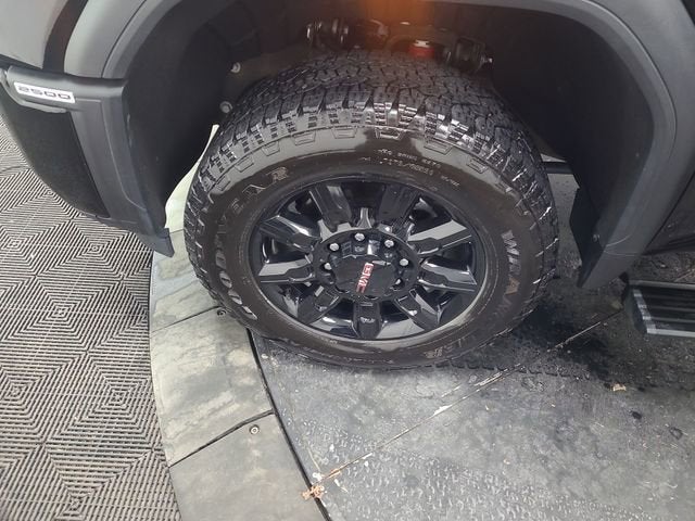 2025 GMC Sierra 2500 HD AT4