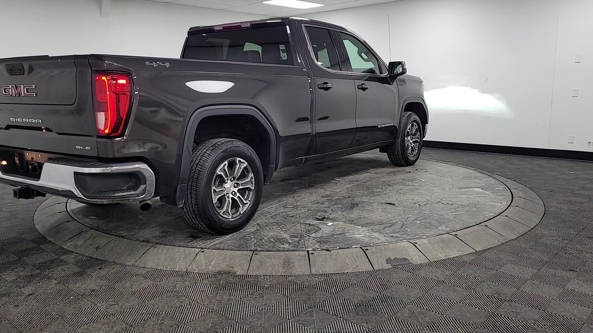 2021 GMC Sierra 1500 SLE