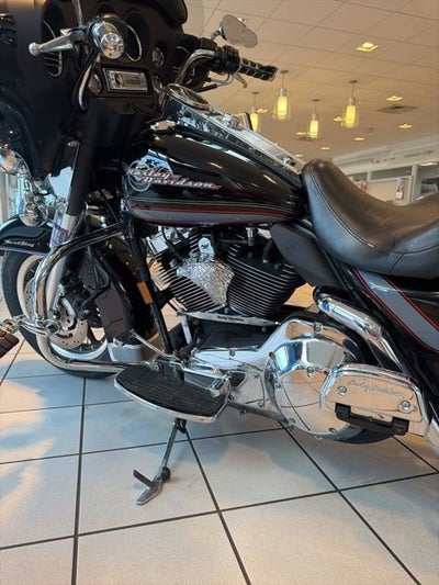 2005 HARLEY-DAV FLHRI Base