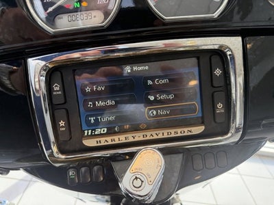 2018 HARLEY-DAVID FLHTK Base