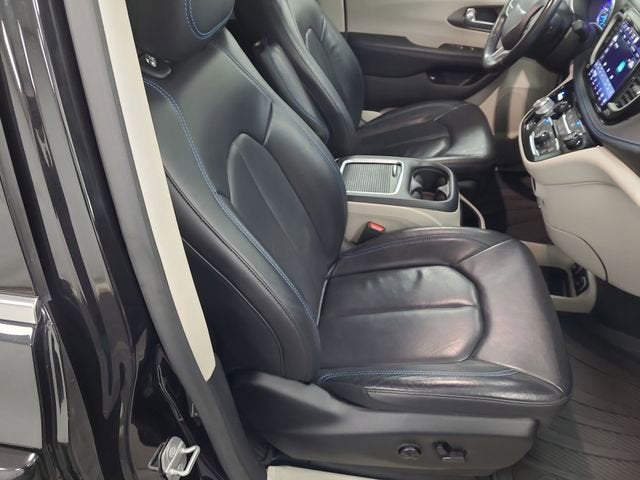 2021 Chrysler Pacifica Hybrid Touring L