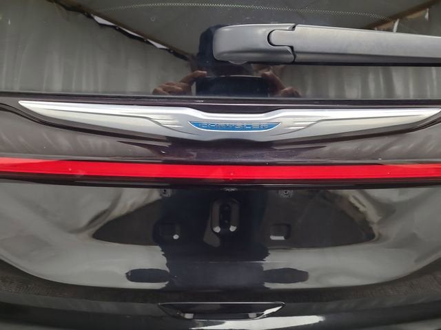 2021 Chrysler Pacifica Hybrid Touring L