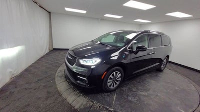 2021 Chrysler Pacifica Hybrid Touring L