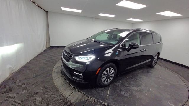 2021 Chrysler Pacifica Hybrid Touring L