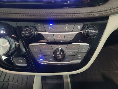 2021 Chrysler Pacifica Touring