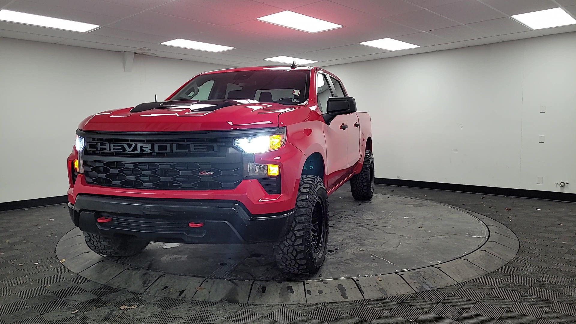 2023 Chevrolet Silverado 1500 Custom Trail Boss