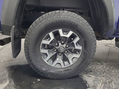 2022 Toyota Tacoma 4WD SR