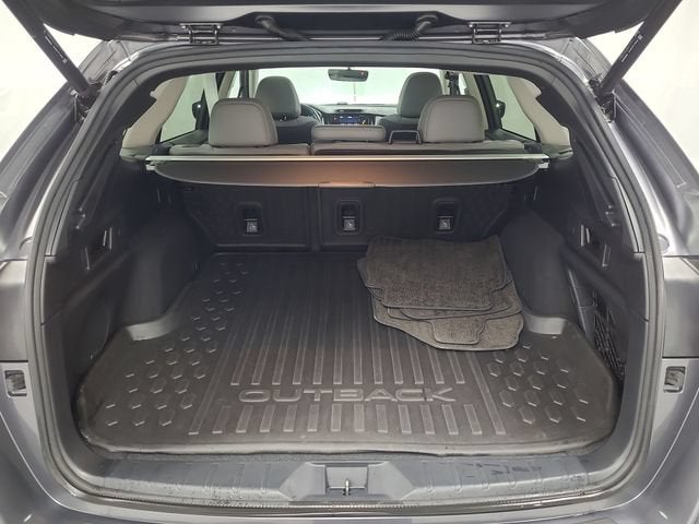 2022 Subaru Outback Limited XT