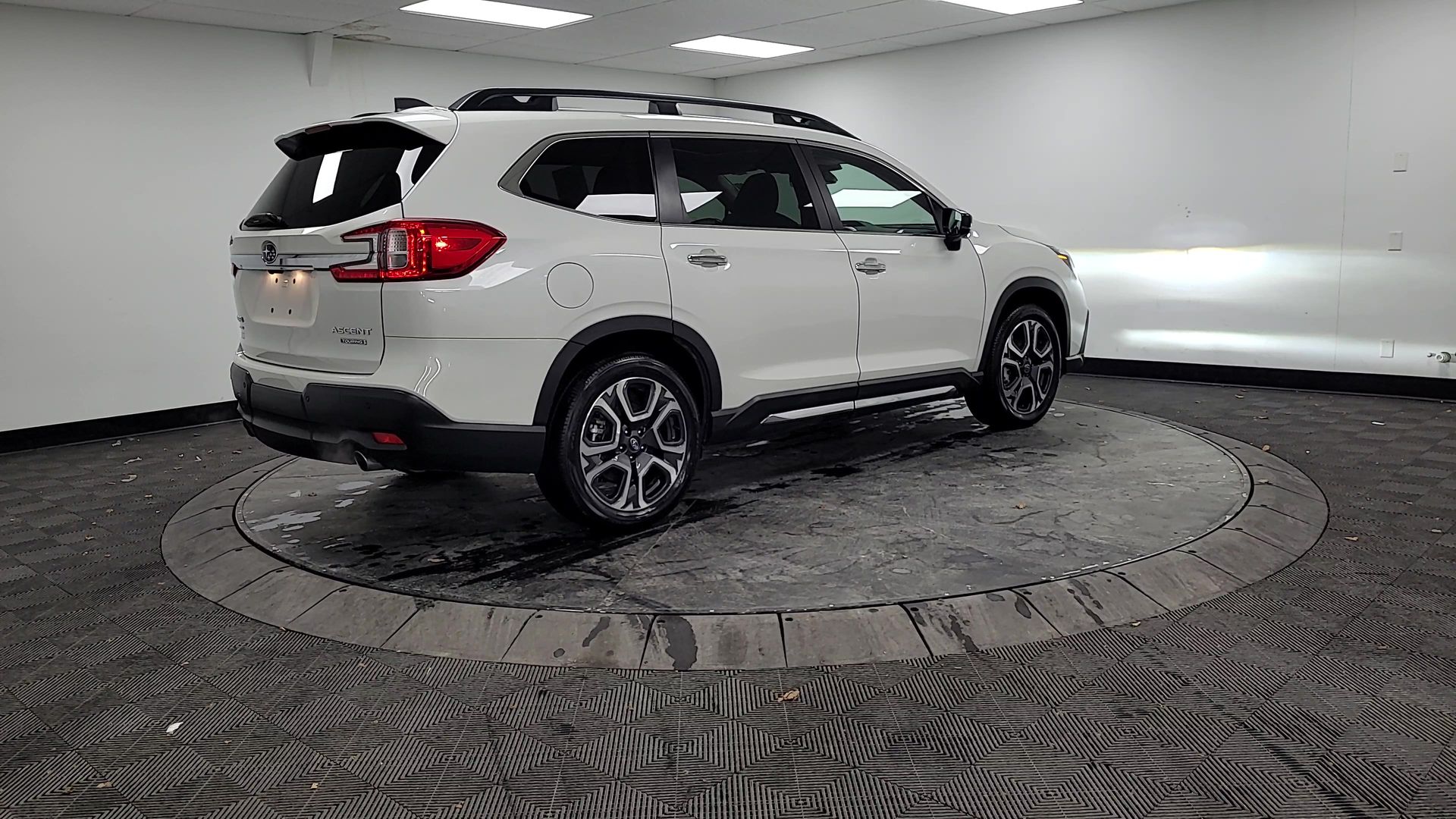 2024 Subaru Ascent Touring