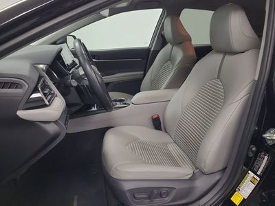 2021 Toyota Camry Hybrid SE