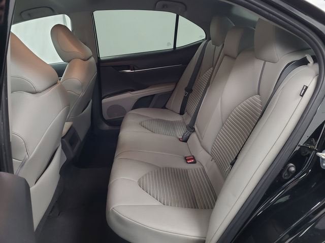 2021 Toyota Camry Hybrid SE