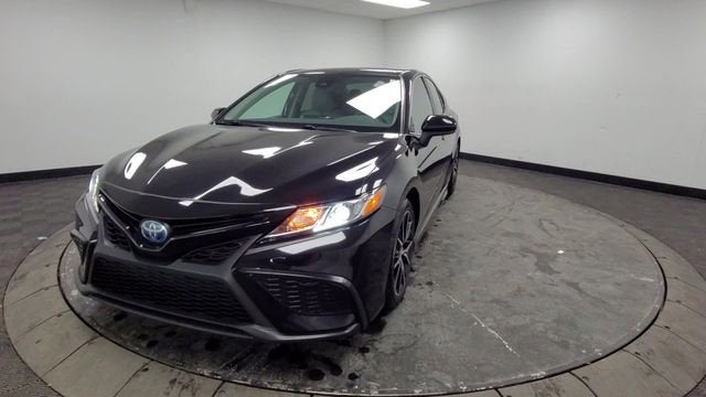 2021 Toyota Camry Hybrid SE