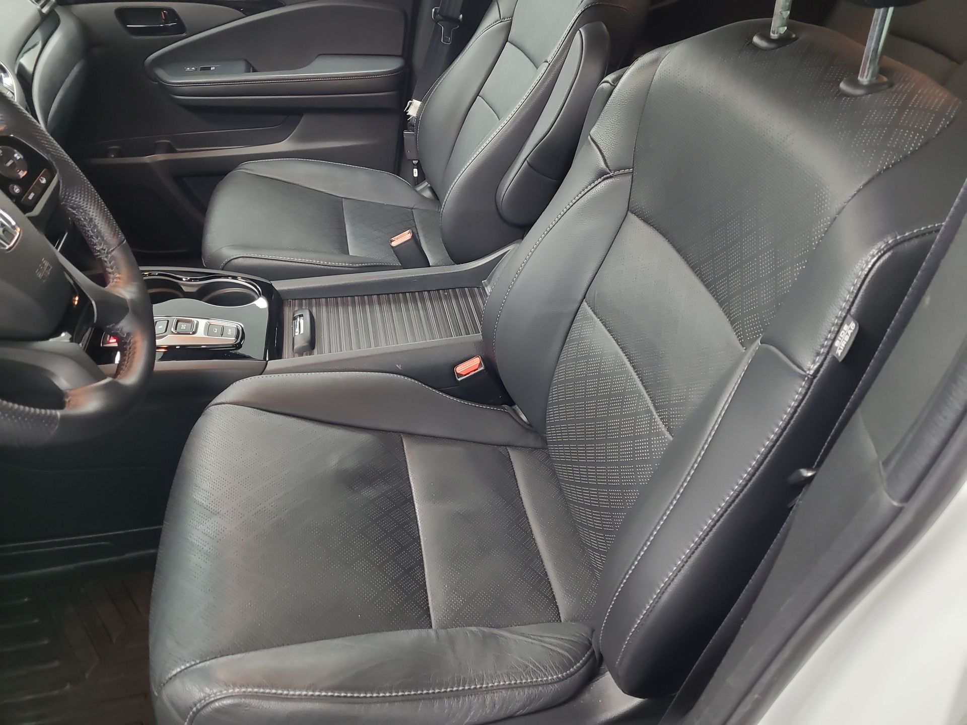 2022 Honda Passport Elite