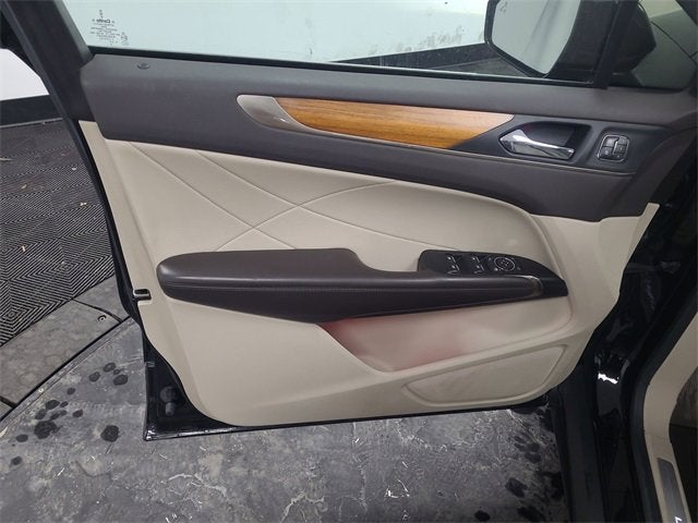 2017 Lincoln MKC Select