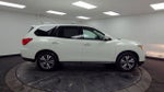 2018 Nissan Pathfinder SV