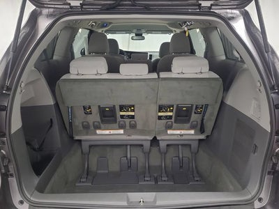 2018 Toyota Sienna LE Auto Access Seat
