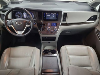 2015 Toyota Sienna XLE