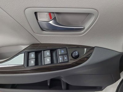 2015 Toyota Sienna XLE