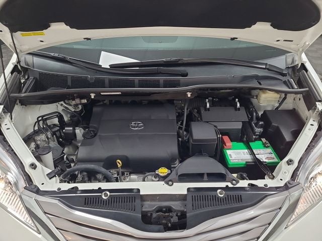 2015 Toyota Sienna XLE