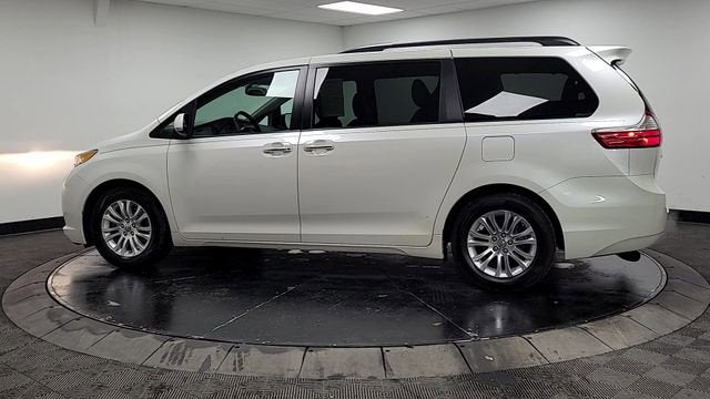 2015 Toyota Sienna XLE