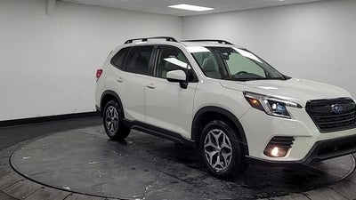 2023 Subaru Forester Premium