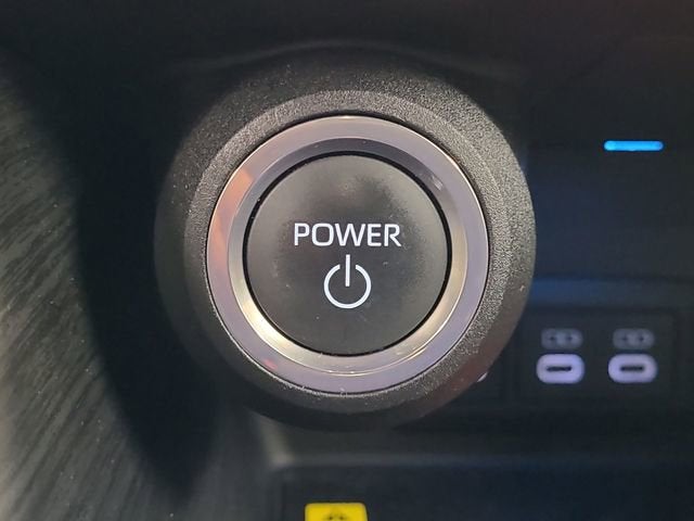 2023 Toyota Venza LE