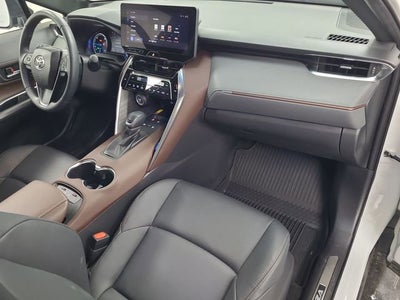 2023 Toyota Venza LE