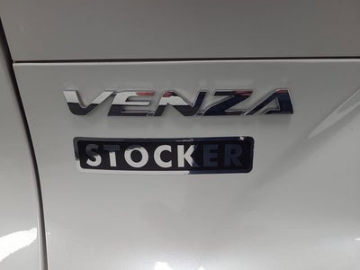 2023 Toyota Venza LE