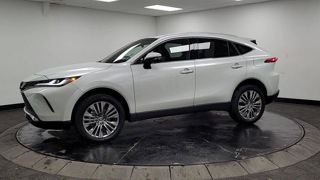 2023 Toyota Venza LE