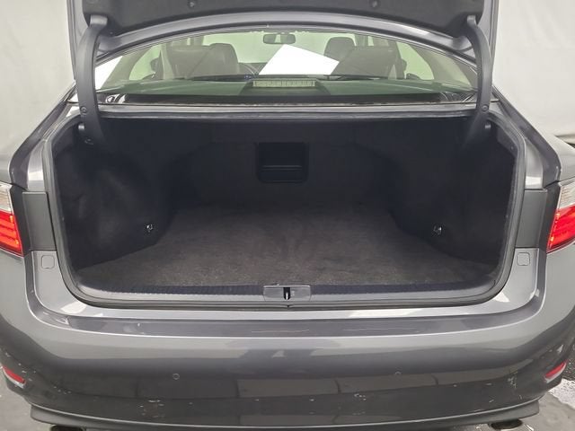 2013 Lexus ES 350 4dr Sdn
