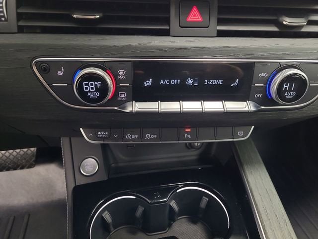 2022 Audi A4 Sedan S line Premium Plus