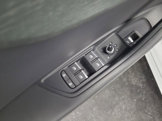 2022 Audi A4 Sedan S line Premium Plus