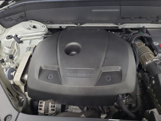 2018 Volvo XC90 Momentum